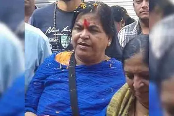  BJP MLA usha thakur said You are born as an animal who votes for money 