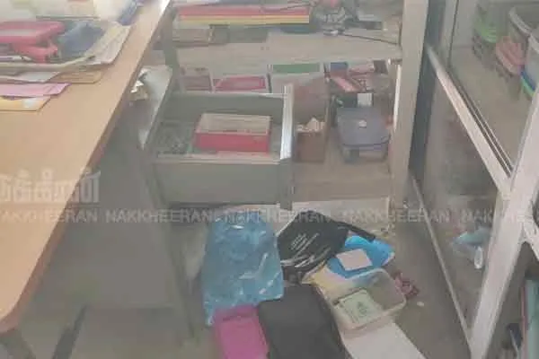 Theft at shops near Keeramangalam
