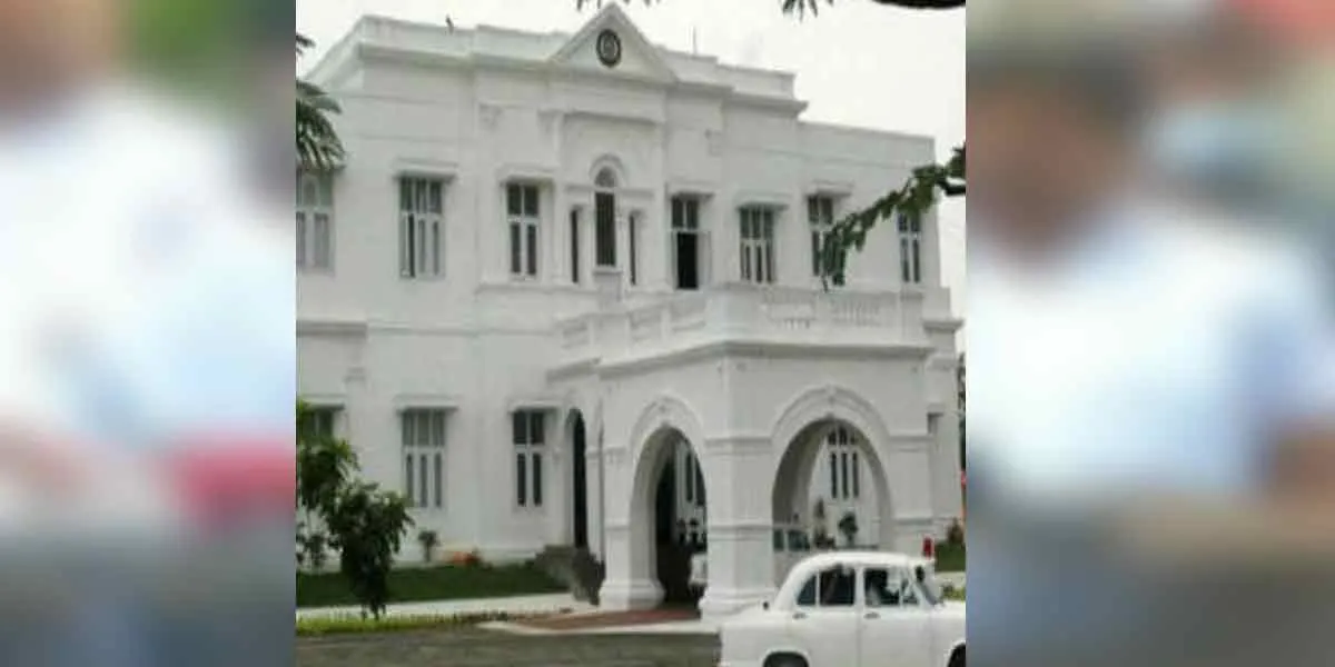  Ministers' complaint ... Police's sudden warning ..
