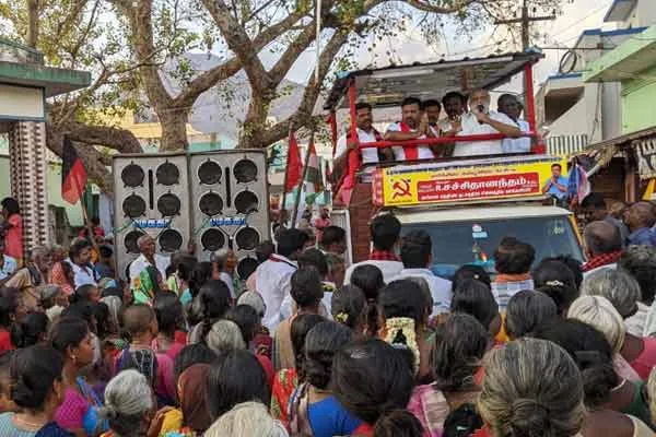 Minister I Periasamy campaign in Dindigul