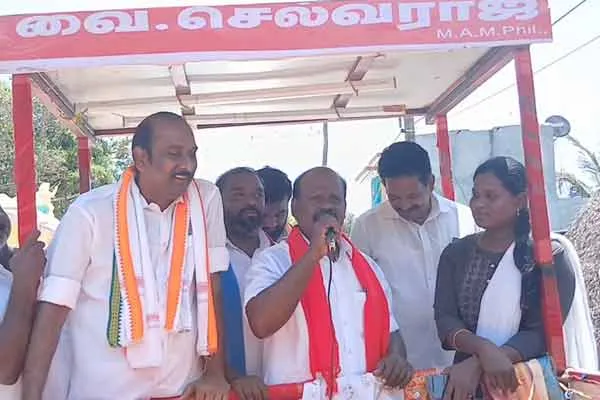 Selvaraj is a  nagapattinam candidate who sings village songs and asks for votes