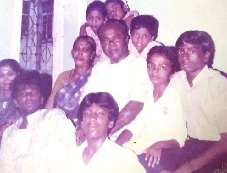thiraviya nadar family