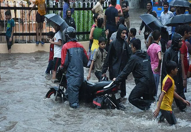 tamilnadu heavy rain red alert meteorological announced 