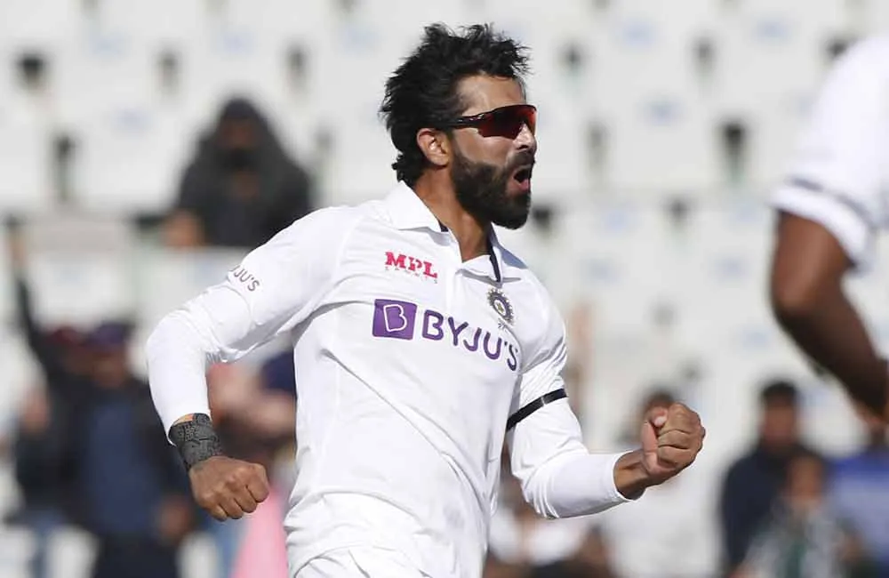 Australia All Out; Jadeja 5! 