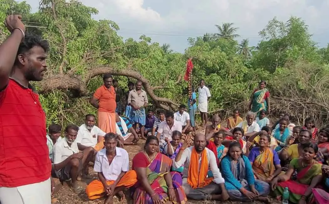 swami idols were vandalised in Kallakurichi, public struggle
