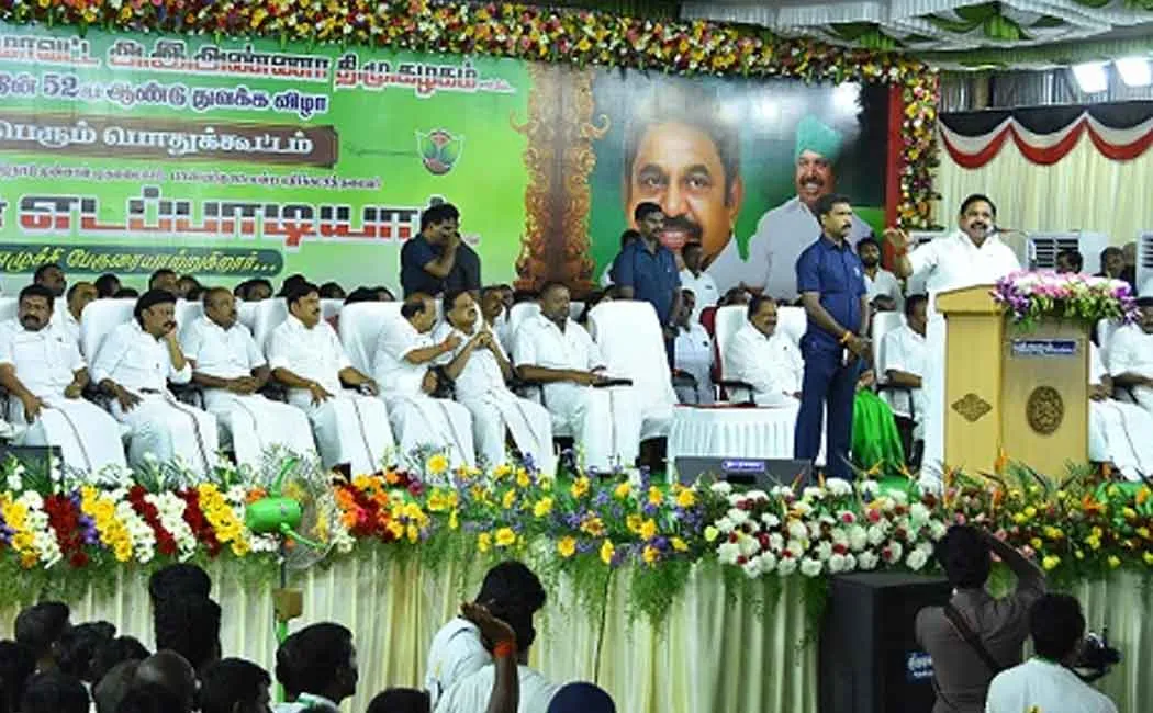 Edappadi Palaniswami has said that there will be a change of government at central