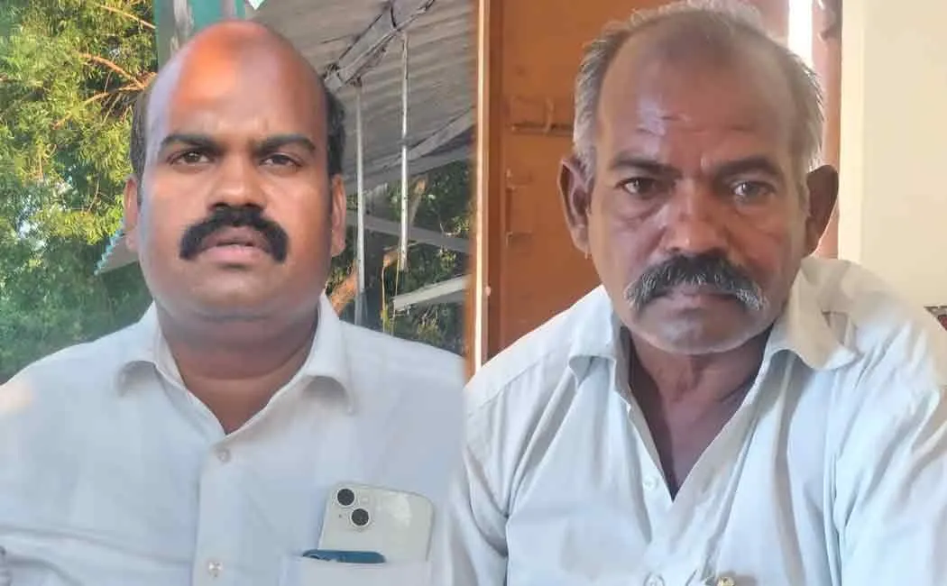 Dispute between brothers over building house for mother in Tiruvannamalai