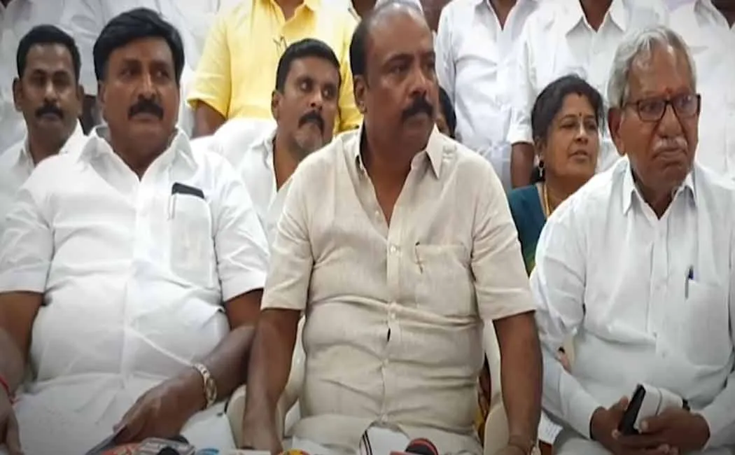 AIADMK OPS party has made sensational allegations against Annamalai