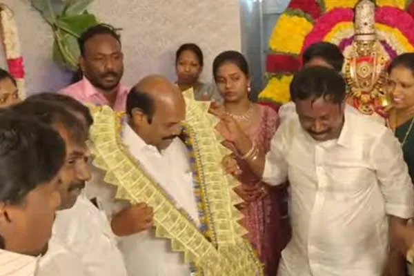Vijay is furious with the TRP district secretary who garlanded E.V.Velu