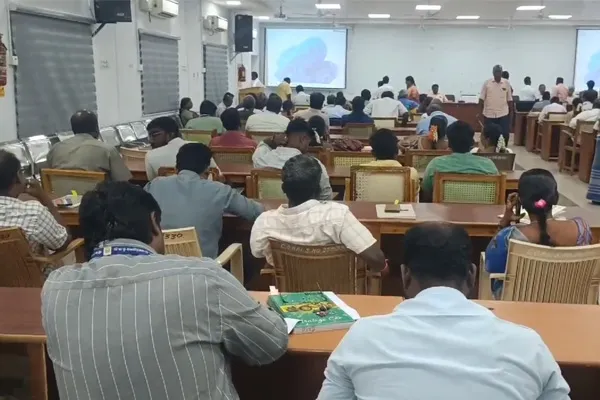 collector did not attend the meeting, government employees used cell phone