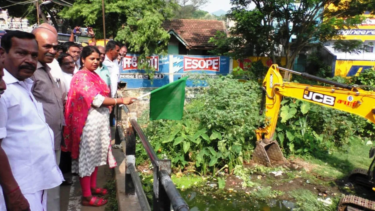  District Collector's fast move!