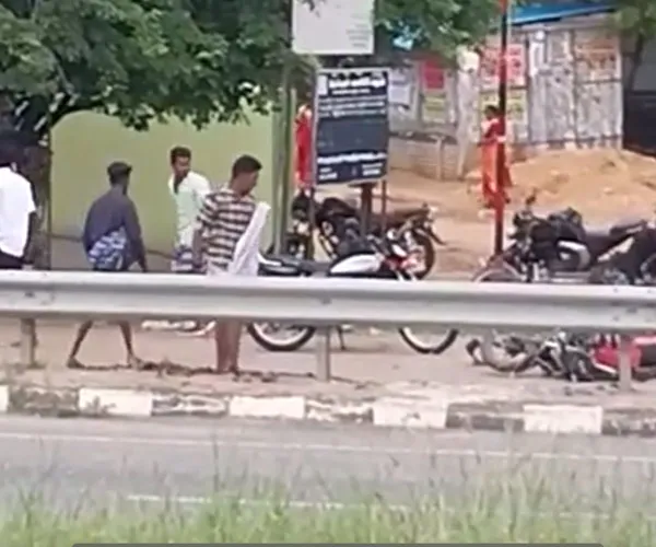 rowdies damaged bike madhurai
