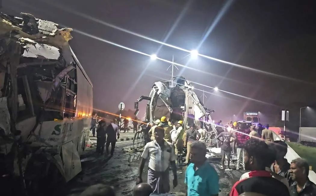 6 passed away in bus head-on accident
