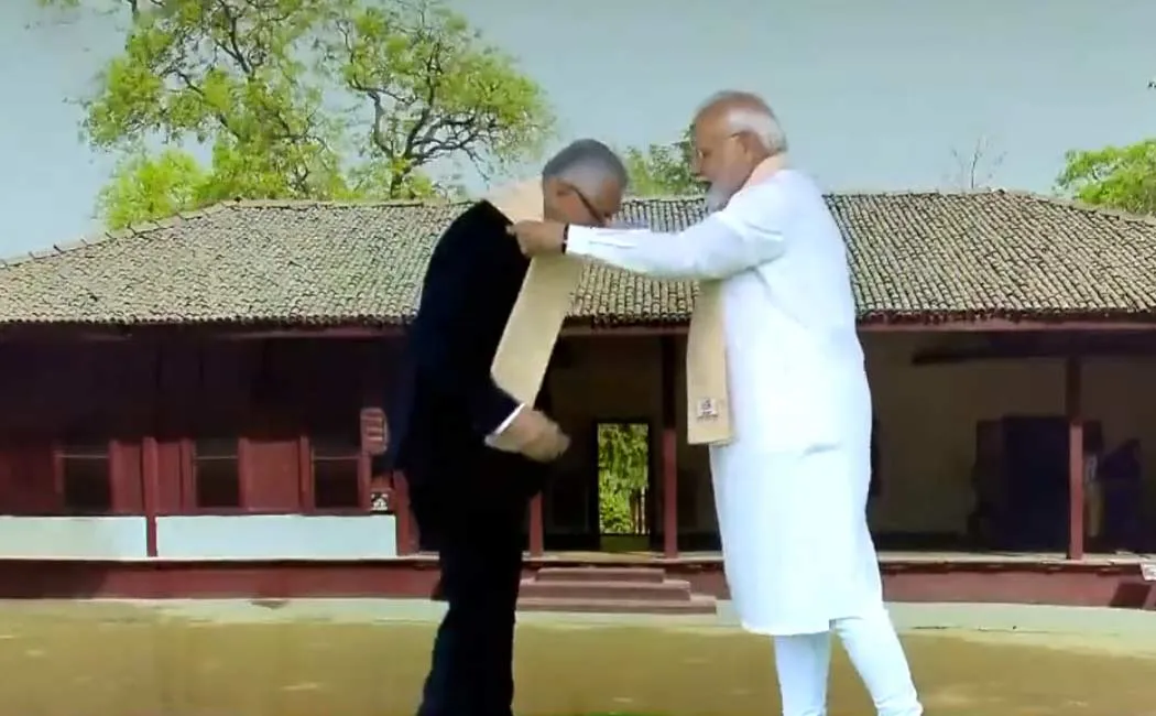 World leaders honor Mahatma Gandhi memorial