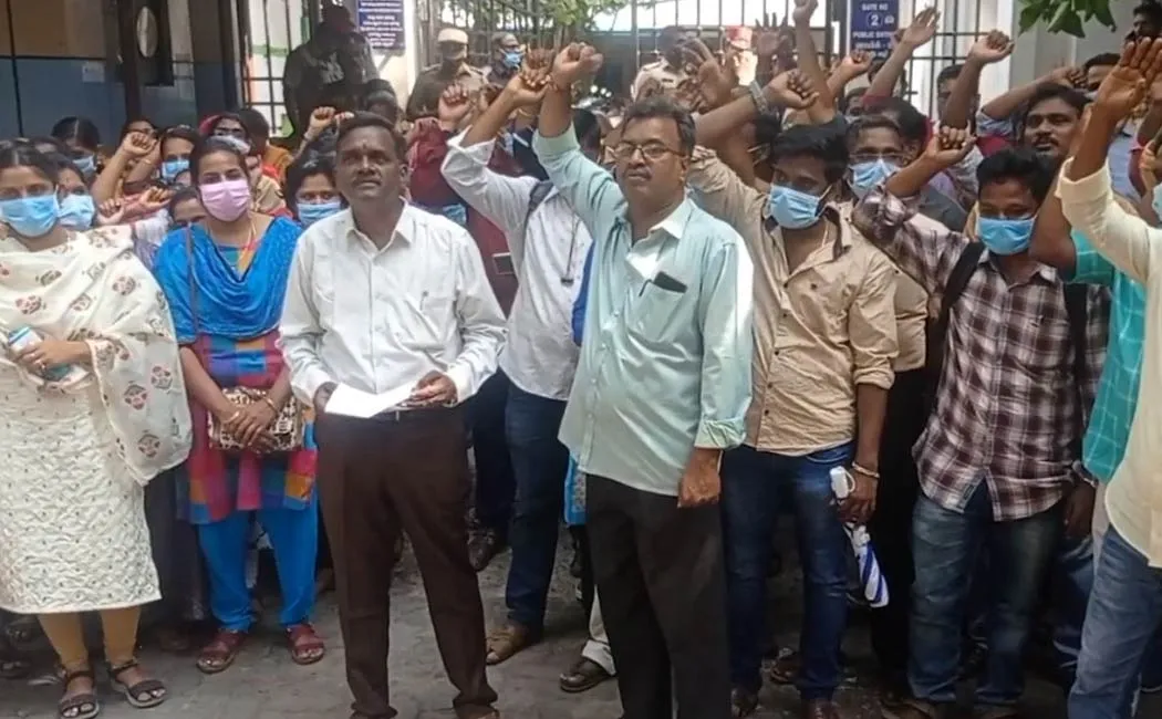 Workers struggle Puducherry insisting abandoning direct recruitment 