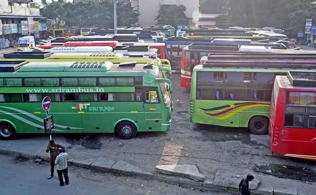 Announcement that omni buses will not run after 6 o'clock today