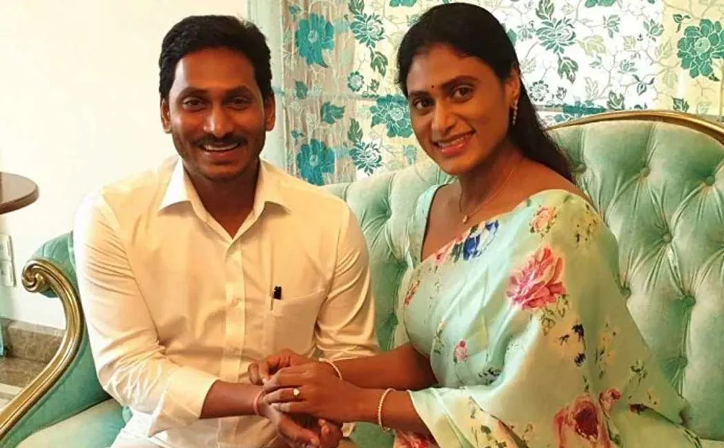 YS Sharmila supports Congress party in Telangana elections