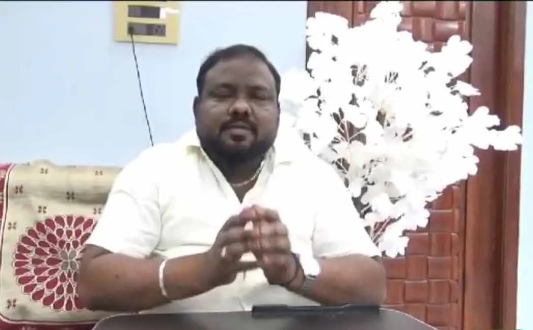 chit fund Company owner arrested for, who cheated by give gifts for Diwali