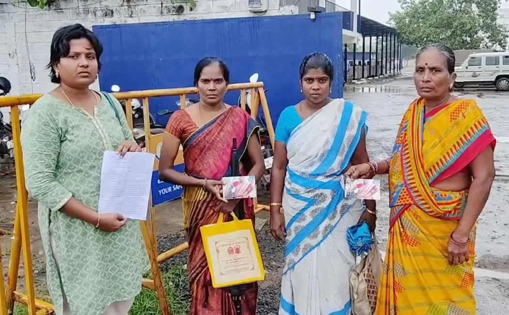   woman who cheated many people out of crores