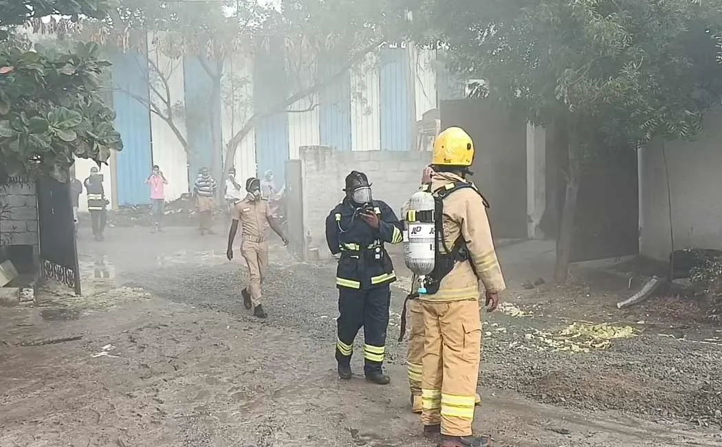 Acid tank burst accident in chemical factory 