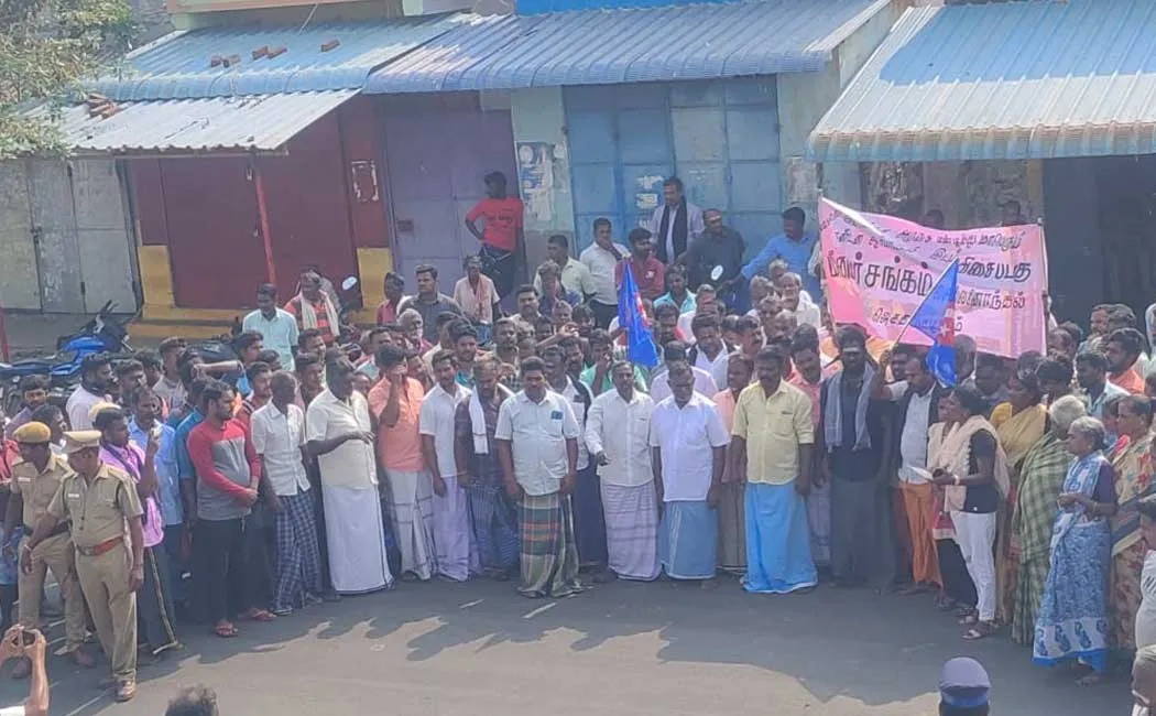 struggle for rescue of fishermen arrested by Sri Lanka Navy