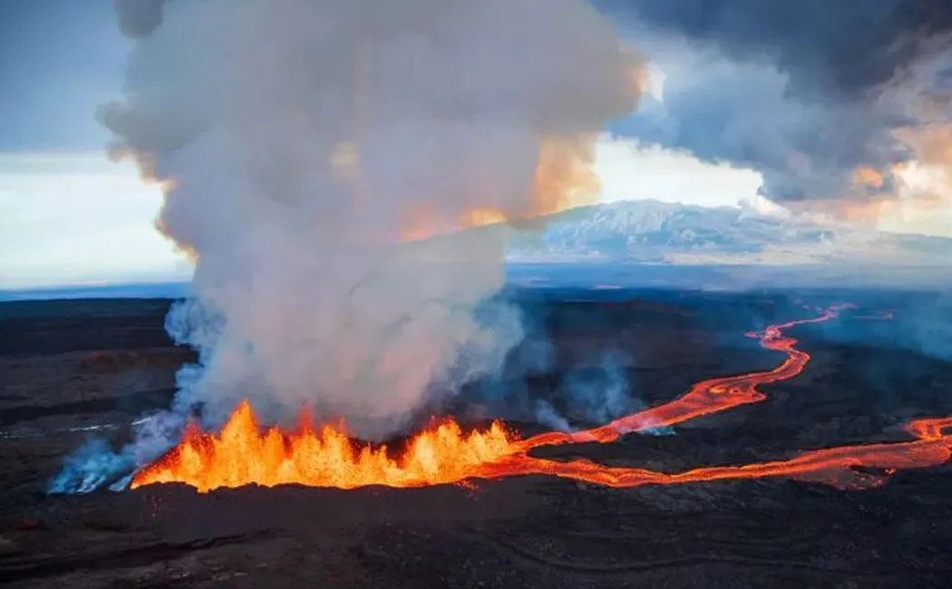 Mauna Loa Volcanic eruption