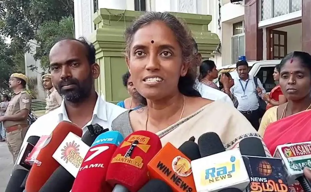 Jothimani MP said Governor rn ravi favor of online gambling companies 