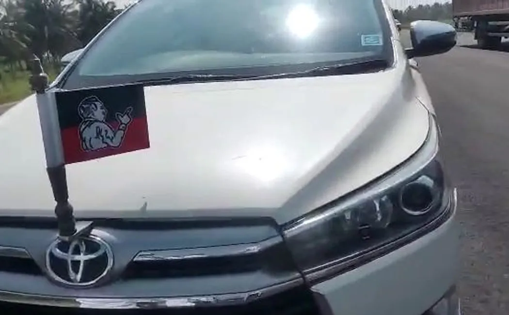 Former minister Vijayabaskar car window broken