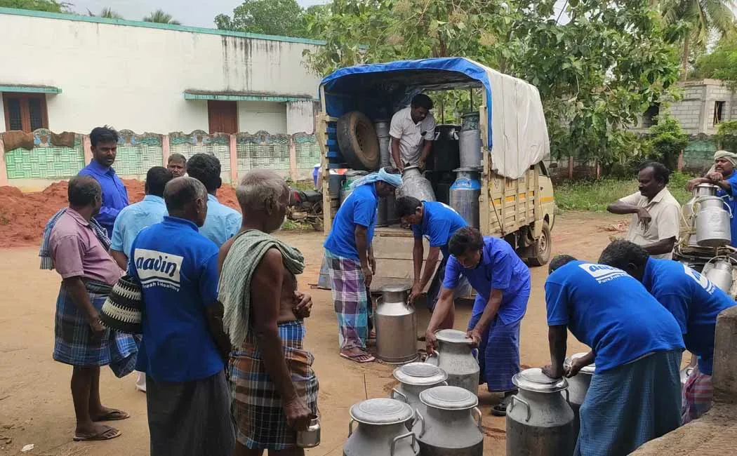 Blockage of milk purchase station as local milk sale stopped.