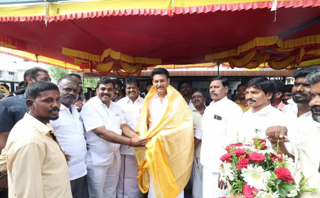 More than 100 BJP members joined DMK