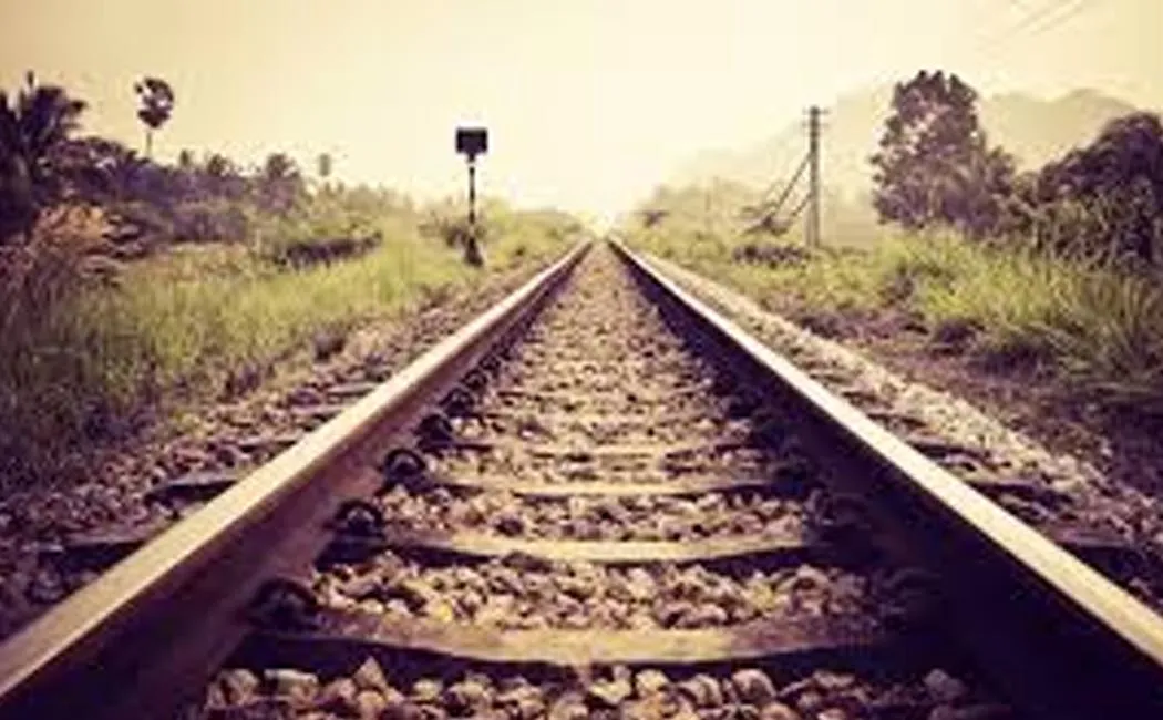 Youth committed incident railway tracks due to love failure