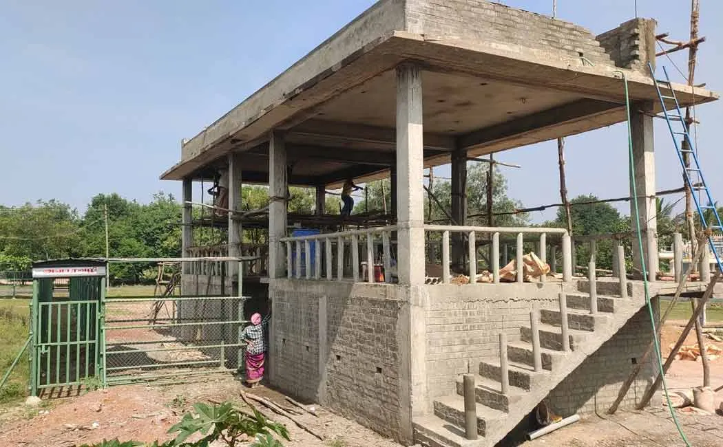 Concrete building for jallikattu visitor intensive work