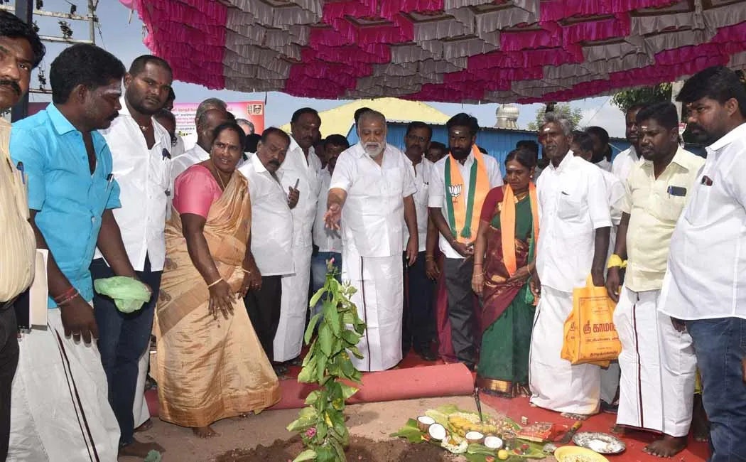 TamilNadu Govt will never allow to build Meghadatu Dam say i Periyasamy