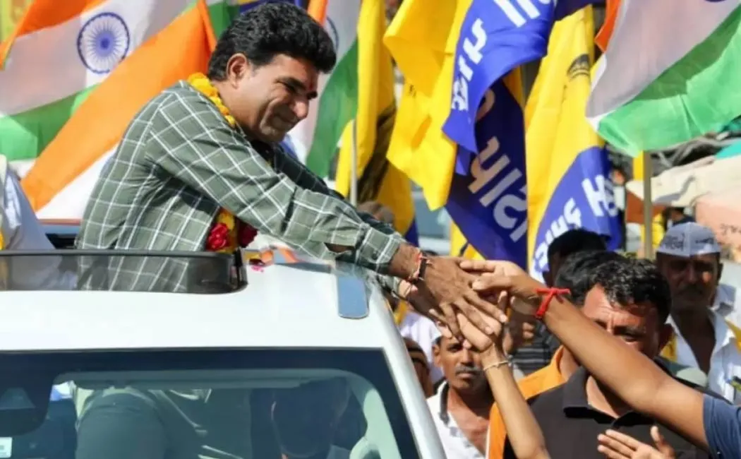 who is AAP Isudan Gadhvi Gujarat cm candidate