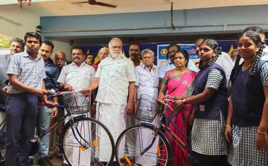 minister i periyasamy said Procedure appointment 6000 ration shop workers have been initiated