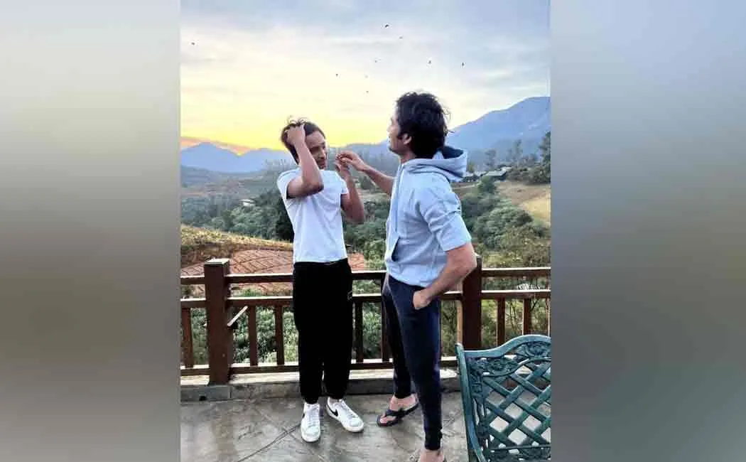 dhanush and his son yathradhanush photos goes viral social media