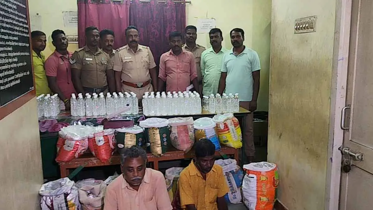 500 liters of liquor seized; Two arrested