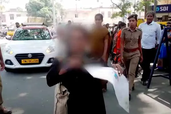 The woman who came to the district collector's office caused a stir