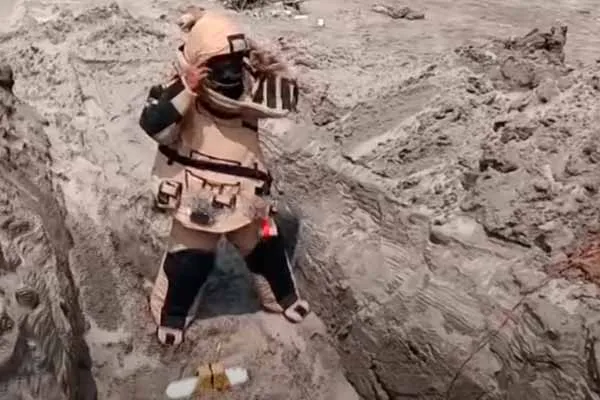 Detonation of mysterious object washed ashore in Sirkhazi