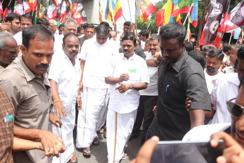 VELLORE LOK SABHA ELECTION ADMK ALLIANCE AC SHANMUGAM NOMINATION FILLED