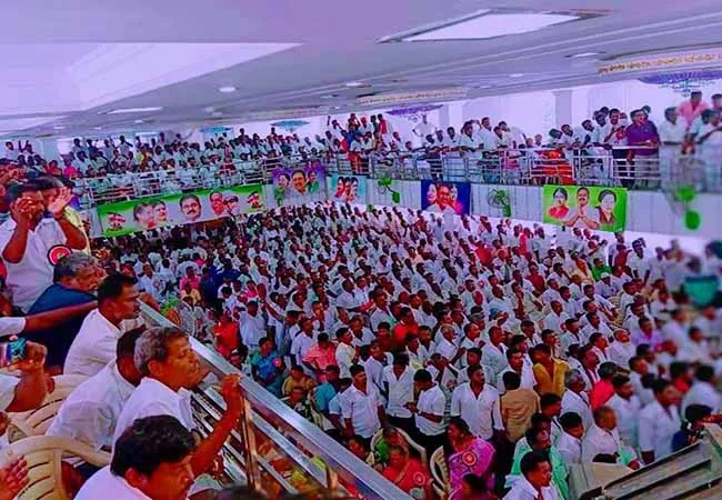 THENI AMMK PARTY MEETING  TTV DHINAKARAN SPEECH 
