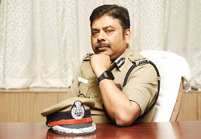 chennai puzhal prison abhash kumar ips inspection 