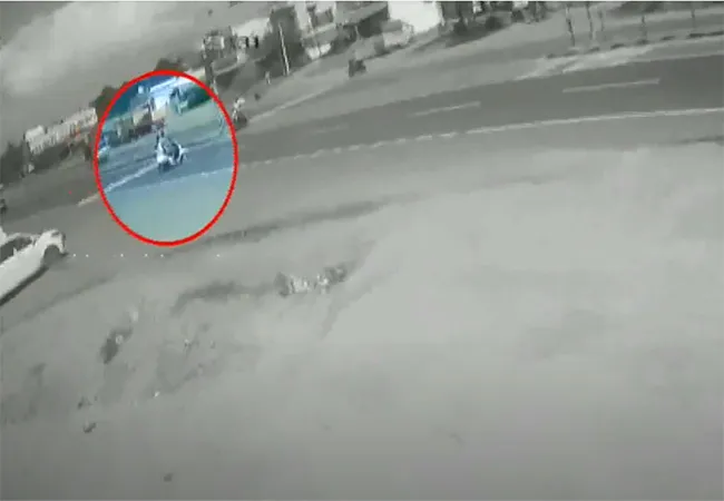 SCOOTY AND BIKE INCIDENT IN SALEM DISTRICT POLICE INVESTIGATION 