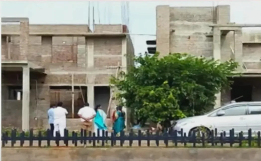 Inspection of the buildings of people close to S.P. Velumani!