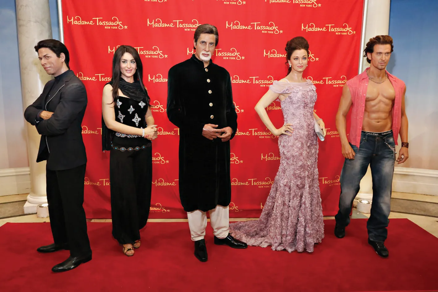 wax statue 