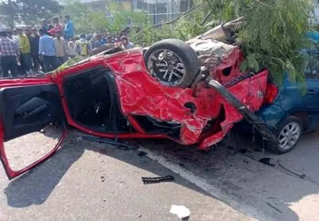 TELANGANA STATE FLYOVER BRIDGE CAR INCIDENT CCTV FOOTAGE POLICE 