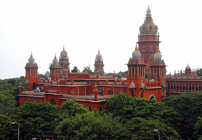 chennai children incidetn 50 lakh compensation his father chennai high court 