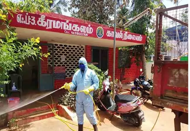 WOMEN POLICE INCIDENT KEERAMANGALAM POLICE STATION CLEAN 