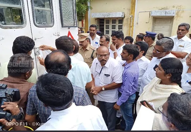 RADHAPURAM ASSEMBLY VOTE RECOUNTING DMK CANDIDATE APPAVU SPEECH 