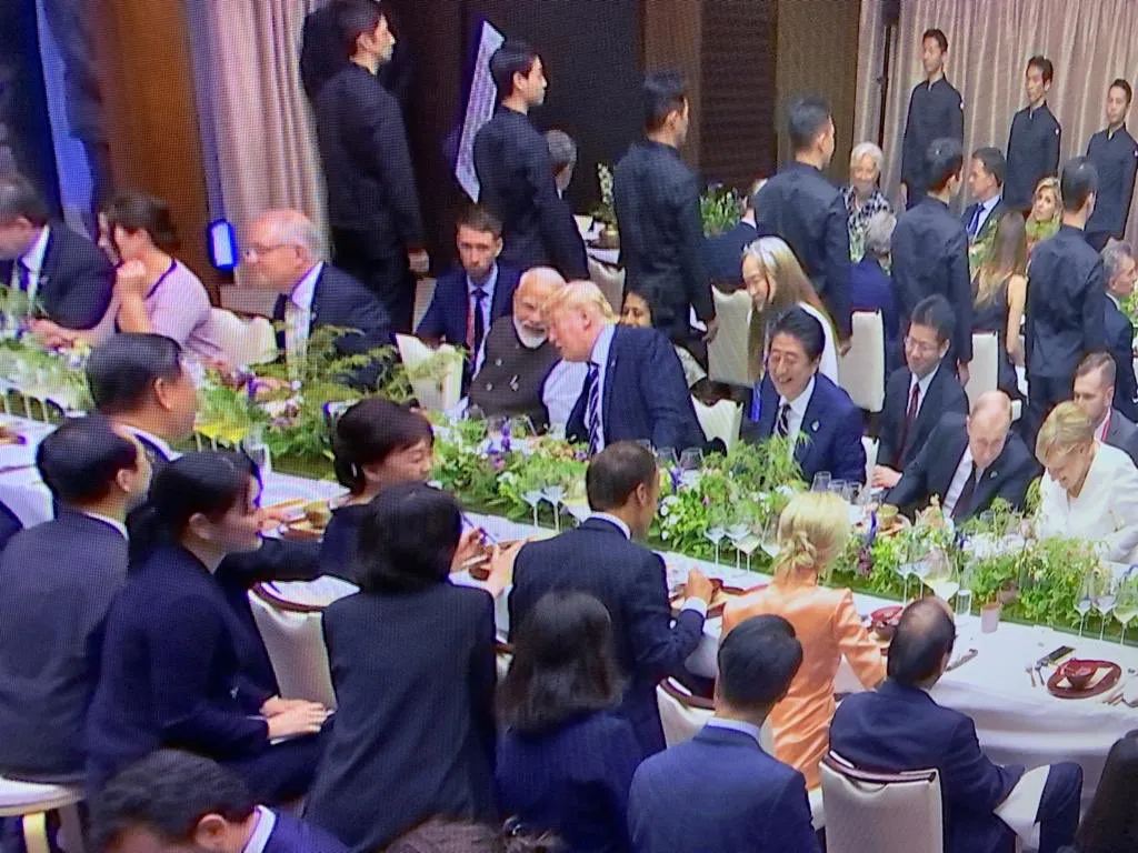 japan osakka g 20 summit india pm narendra modi selfie photo viral at social media